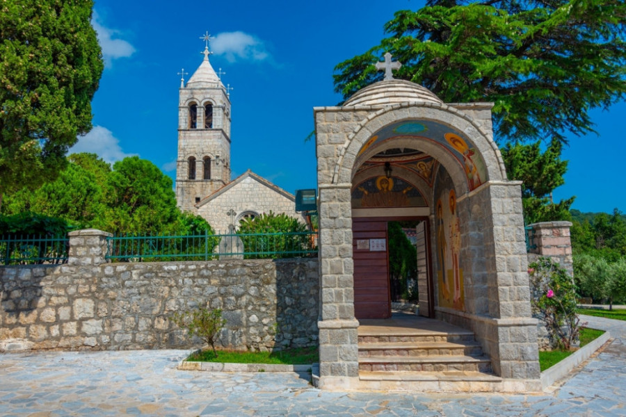 manastir Reževići