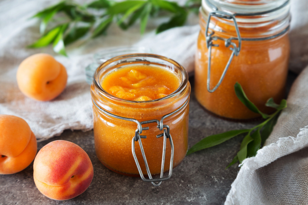 KO MU MOŽE ODOLETI? Recept za domaći džem od kajsija, nikad lakše do slatkiša za celu zimu