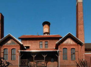 NAJSTARIJA SRPSKA FABRIKA Danas je tu muzej oružja, ordenja, pečata i pehara