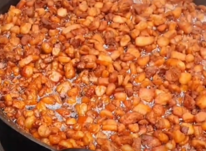 NAMAZ OD SVINJSKIH BOMBONA Kako se sprema pašteta od čvaraka