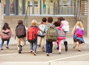 KO NIJE TUČEN, NIJE NI NAUČEN, A SVI SU MORALI DA POŠTUJU 10 PRAVILA Ovako su srpski učenici kažnjavani u 19. veku!