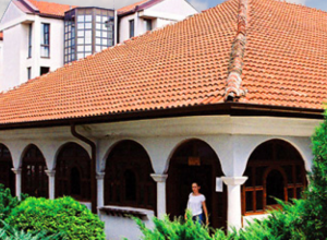 KAKO SU SRBI NADMUDRILI TURKE Zašto crkva u Leskovcu ima ognjište