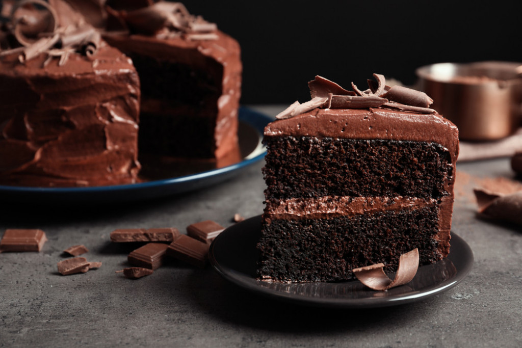 RECEPT KOJI VRAĆA U DETINJSTVO Krompir torta, brza i jeftina poslastica koja se ne peče