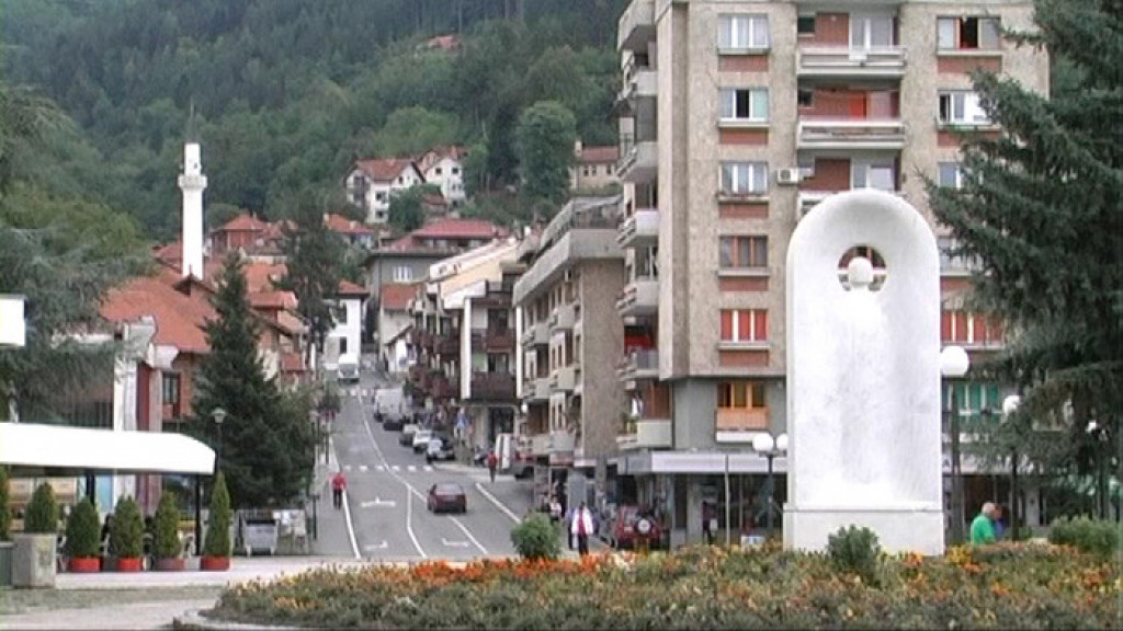 CEO TURISTIČKI KOMPLEKS IDE NA PRODAJU Za 44 miliona dinara možete kupiti 14 objekata i parcele veće od devet hektara u ovom gradu