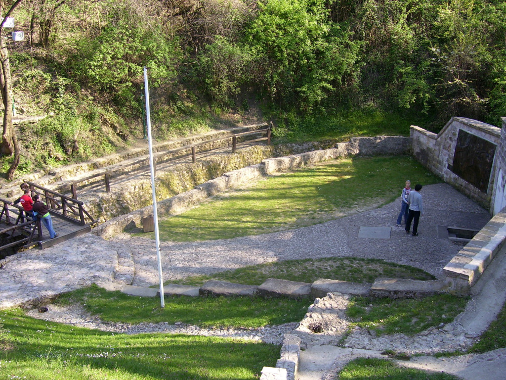 KAD JE NAROD KRENUO NA DAHIJE Mesto gde je odlučeno da Karađorđe bude vođa Prvog srpskog ustanka