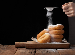 SLATKIŠ KOJI SRBI OBOŽAVAJU Posna poslastica sa kojom nikada nećete pogrešiti, ovaj recept će vam olakšati spremanje (VIDEO)