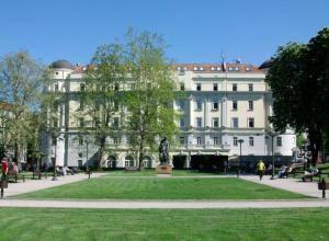 JEDAN OD NAJSTARIJIH BEOGRADSKIH PARKOVA Prelepo uređen prostor u širem centru Beograda