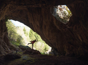 PRIRODNI KAMENI MOST Ostaci pećine kroz koju je nekada proticala reka, danas predstavlja pravu atrakciju za sve ljubitelje prirode
