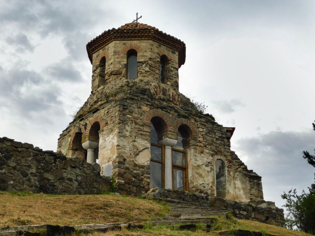 ENIGME MANASTIRA STARA PAVLICA Niko ne zna ko ga je i zašto podigao (VIDEO)