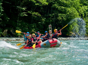 JEDINSTVENA AVANTURA Rafting Limom, dodir sa netaknutom prirodom i adrenalinsko uživanje
