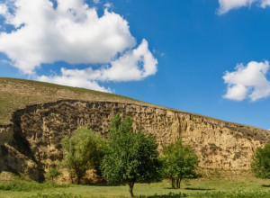 NAZIV ŠAJKAČA POTIČE ODAVDE Atila Hunski zakopan ispod ovog brega sa svim svojim blagom (VIDEO)
