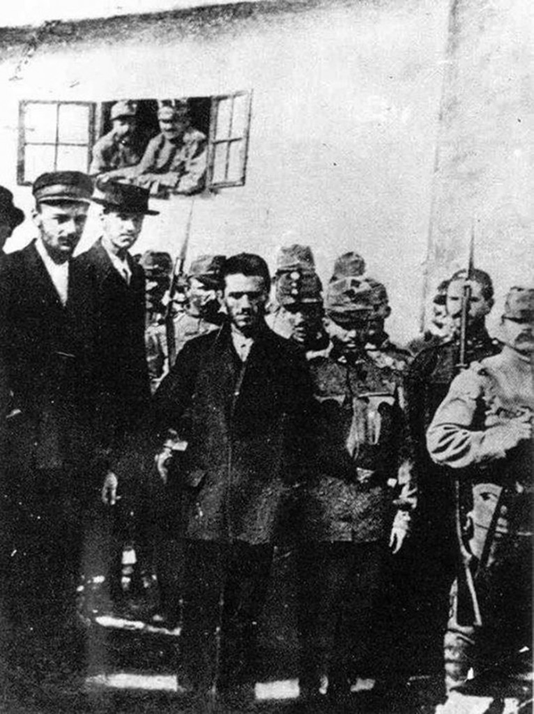 MISTERIJA KOJU MNOGI NE ZNAJU Malo ko zna pravo prezime jednog od najkontroverznijih ličnosti u čitavoj istoriji, Gavrila Principa!