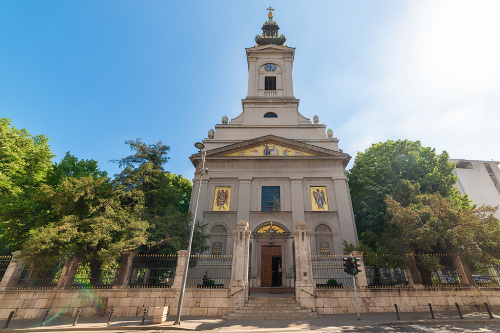 U narodu postoji verovanje da TISA IMA ČUDOTVORNU MOĆ Najstariji živi ukras ispred hrama "dizanog iz pepela"