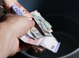 VEROVANJA U NARODU KOJA SE TIČU NOVCA: Kako se ponašati prema parama?