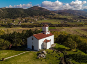 JEDAN OD NAJZNAČAJNIJIH MANASTIRA U SRBIJI U njemu je Sveti Sava proveo prvu noć bega u manastir Hilandar (VIDEO)