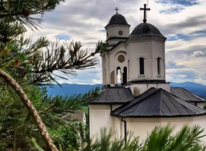 MANASTIR SVETE PETKE U STUBLU Ima „noćne čuvare“, dve monahinje koje su umrle pre 4-5 vekova (VIDEO)