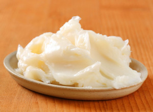 DA LI BISTE JELI HLEBA I MASTI: Da li je zdravija svinjska mast ili margarin?