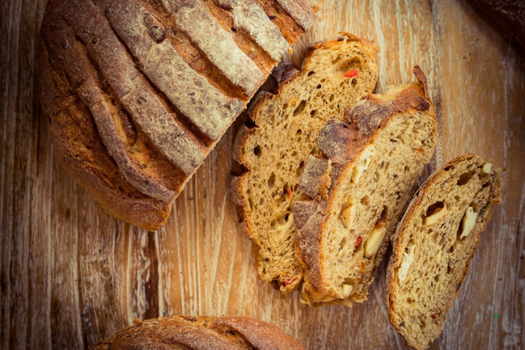 RECEPT ZA HLEB KOJI JE HRANIO DUH I TELO SRPSKOG VOJNIKA Majka zavetovala sina da prvo sledovanje taina koje dobije sačuva kao amajliju