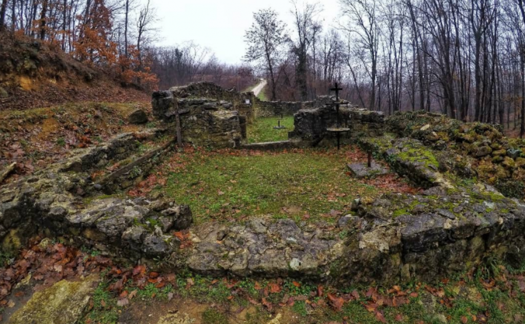 NIŠTA SLIČNO NISTE VIDELI! Manastir Kasteljan, zaštićeno prirodno dobro i arheološko nalazište (VIDEO)