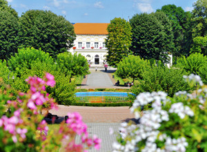KRALJEVSKA SMRDAN BANJA Mesto sa najdužom tradicijom i omiljeno destinacija za odmor u Srbiji