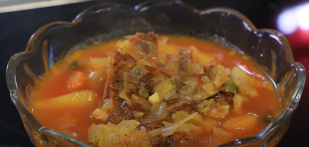 "CARSKA REBRA" SA KUPUSOM Mesu retko ko može da odoli, pogotovo ovom kulinarskom specijalitetu