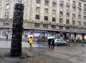 TAJNA OBELIKSA NA TERAZIJAMA Videli ste ga bezbroj puta, a ne znate strašnu priču o zločinu zbog koga je tu postavljen