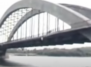 NA DANAŠNJI DAN SRUŠEN "ŽEŽELJEV MOST" Time je prekinuta i najkraća železnička veza između zemalja centralne i severne Evrope s Bliskim istokom (VIDEO)
