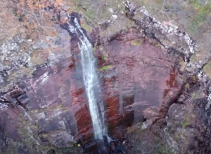 OVO MESTO ĆE POSETITI SAMO NAJUPORNIJI Jedan od najzabačenijih i najlepših vodopada Stare planine (VIDEO)