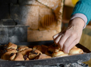 AL' SE NEKAD DOBRO JELO Makar zalogaj melšpajza, nakon odličnog ručka, uvek je dobrodošao!