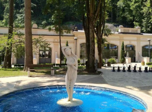 OVDE SE ORGANIZAM NAJBRŽE OPORAVLJA Srpska banja u kojoj "od praistorije" teku lekovite vode, magično okruženje ostavlja bez daha (FOTO)