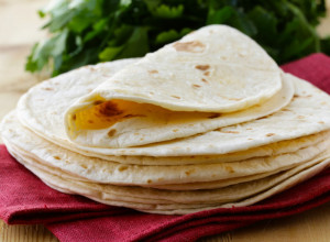 Napravite preukusne tortilje od samo 3 SASTOJKA: Brzo i lako do obroka za bilo koje doba dana