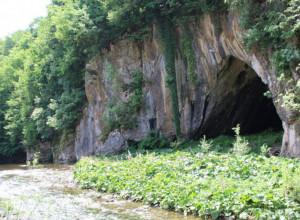 JEDINSTVENA PEĆINA GDE CARUJU SLEPI MIŠEVI Šalitra iz njenih šupljina korišćena za pravljenje baruta u Prvom srpskom ustanku