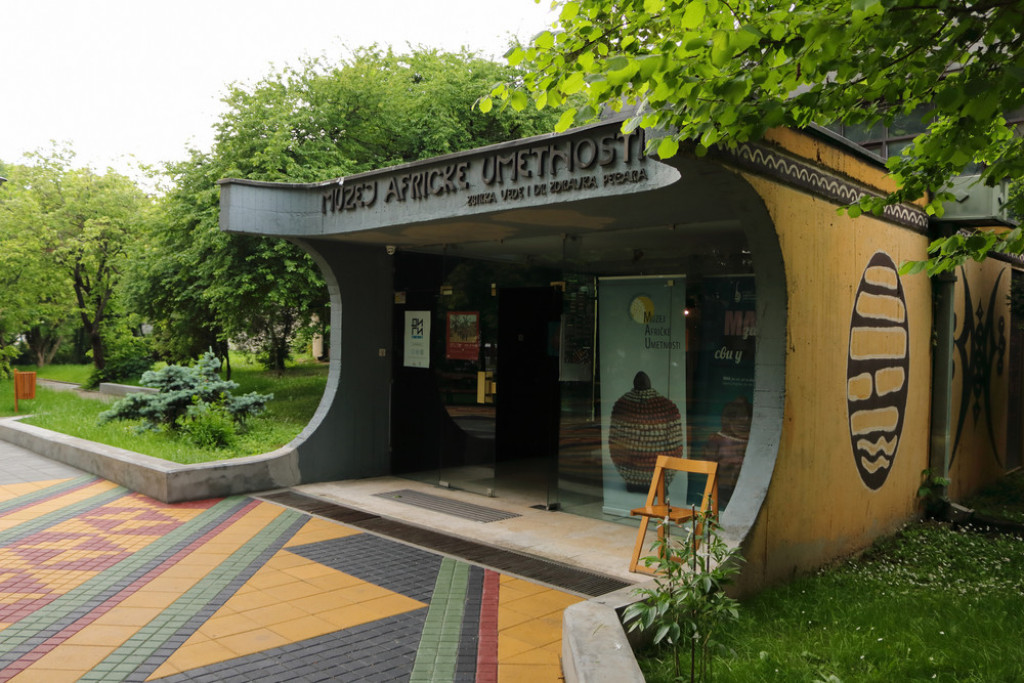 OSNOVALE GA JUGOSLOVENSKE DIPLOMATE Prvi i jedini muzej u regionu koji je isključivo posvećen kulturama i umetnostima afričkog kontinenta (VIDEO)