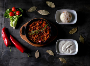 STARI TRADICIONALNI RECEPT ZA ĐUVEČ Naši preci su ga spremali, a zašto ne biste i vi? (RECEPT)