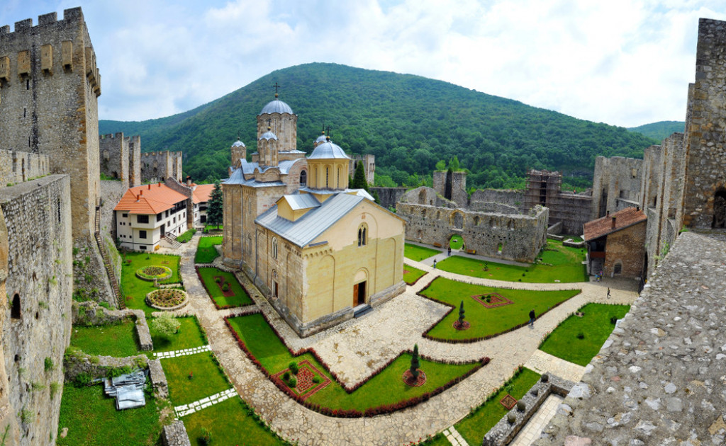 SRPSKI MANASTIR NA LISTI SKRIVENIH SVETSKIH ČUDA Zanimljiva je činjenica da su arheolozi pronašli ostatke za koje se verovalo da pripadaju despotu Stefanu Lazareviću (VIDEO)