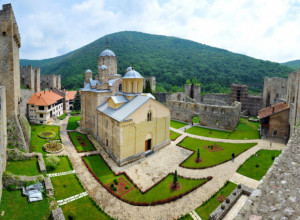 SRPSKI MANASTIR NA LISTI SKRIVENIH SVETSKIH ČUDA Zanimljiva je činjenica da su arheolozi pronašli ostatke za koje se verovalo da pripadaju despotu Stefanu Lazareviću (VIDEO)