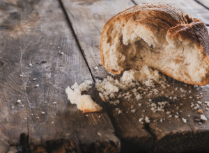 ZABORAVLJENA JELA OD STAROG HLEBA Iznenadićete se kakve specijalitete možete da pripremite koristeći ovo kao glavni sastojak (RECEPT)