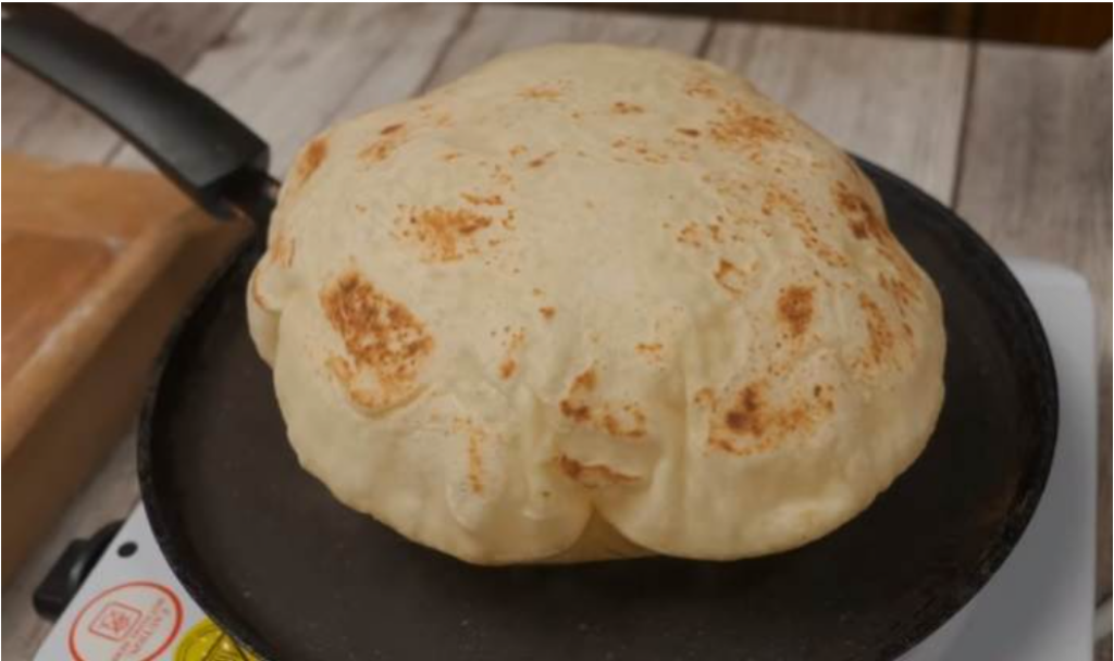 PRAVI SE LAKO, A BOLJE JE OD HLEBA Više ne morate ujutru da žurite u pekaru, uz ovaj recept će sve biti lakše i ukusnije