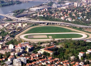 NAJSTARIJI SPORTSKI OBJEKAT U BEOGRADU Upravljanje hipodromom kod Careve ćuprije oduzeto je 1949. godine, nakon nacionalizacije (VIDEO/FOTO)