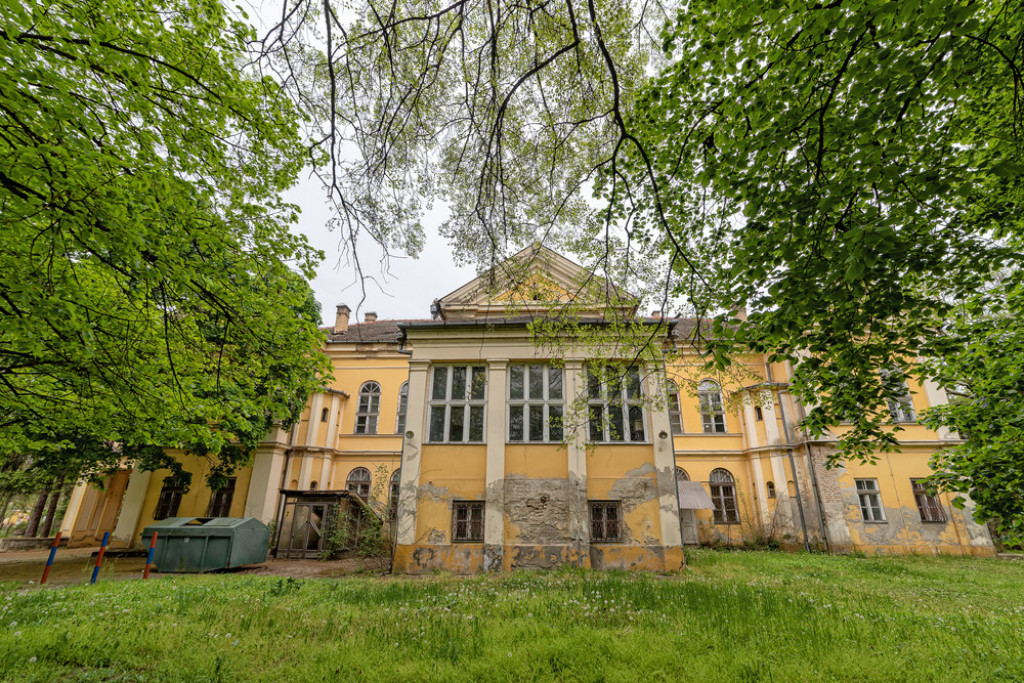 DVORAC LEDEREROVIH, JEDNA OD LEPOTA OVOG MESTA Čoka je 1764. godine postala pravoslavna parohija u Čanadskom protoprezviratu (FOTO/VIDEO)