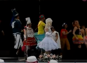XII MEĐUNARODNI "KRALJEVSKI KARNEVAL" Kako je banja Koviljača bila omiljeno mesto za odmor Kralja Aleksandra II Karađorđevića, tako i karneval nosi ime po njegovoj tituli (VIDEO/FOTO)