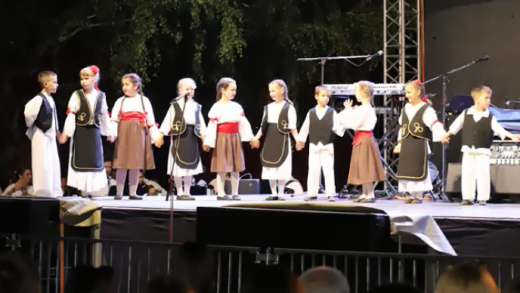 TRADICIONALNE „VIDOVDANSKE SVEČANOSTI“ U MAGLIĆU Brojne manifestacije verskog, kulturnog i sportskog karaktera će učiniti program izuzetno bogatim (VIDEO)