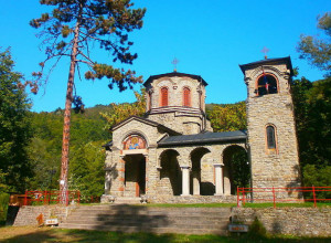 NESTVARNA PRIČA Srpska crkva na obroncima Kukavice kriju priču o snazi vere i nade koju morate znati (FOTO)