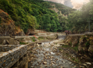 REKA VUČJANKA JE BISER SRBIJE „Virovi” privlače posebnu pažnju ljudi i zapravo predstavljaju kamene lonce ili kazane (FOTO/VIDEO)