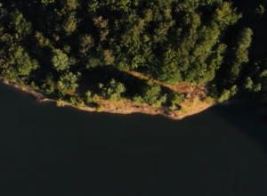 OMILJENO MESTO ZA KUPANJE Krajkovačko jezero sve popularnije, a evo i kako izgleda (FOTO/VIDEO)