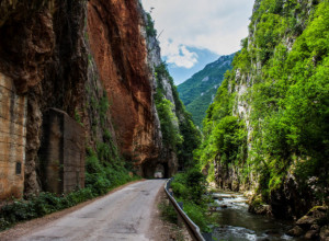 ZVONAČKA BANJA JE SRPSKI BALI: Izvori termalne vode u prelepoj prirodi na nekoliko sati od Beograda, a jeftino