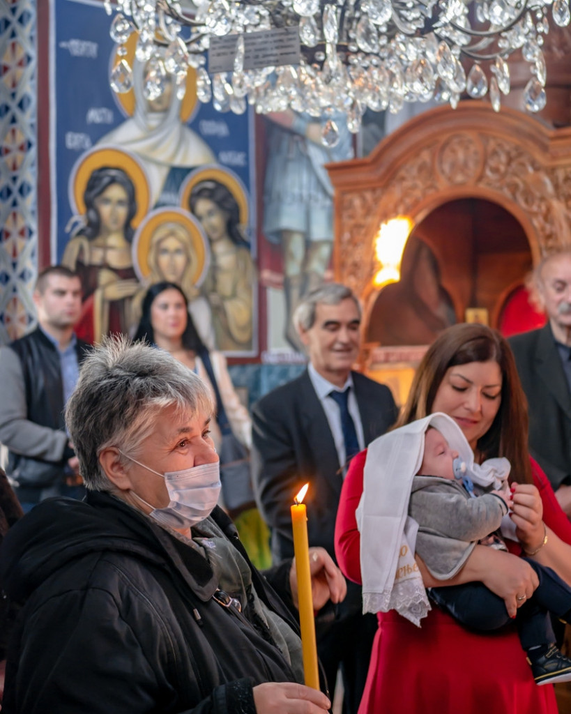 OVO SU NEHRIŠĆANSKA IMENA KOJA CRKVA NE PRIHVATA: Srbi masovno žele da se deca TAKO ZOVU, a ne znaju za GREŠKU