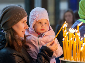 DANAS JE BADNJI DAN: Svi koji pojedu ovu biljku, imaće veruje se PUNO NOVCA, ako 1 običaj zanemarite pratiće vas MALER