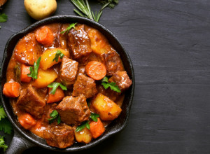 SRPSKI PAPRIKAŠ, RECEPT IZ 1865. GODINE! Glavni sastojak je ova vrsta mesa, a ukus je NEZAMISLIV (FOTO/VIDEO)
