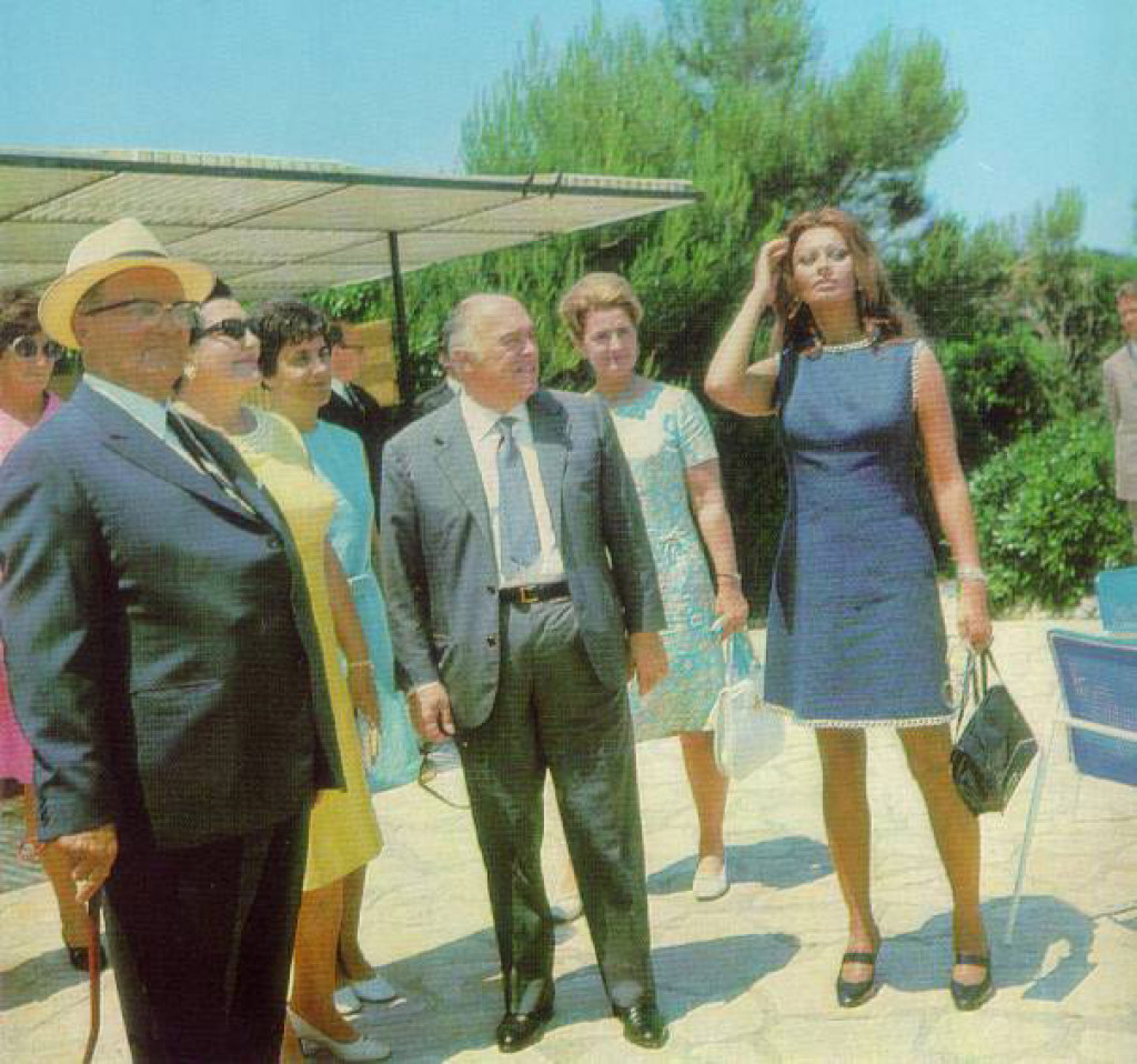 JEDINI ČOVEK KOJI JE TITU LUPIO ŠAKOM O STO I PONIZIO GA OVIM REČIMA: Umro je pod oklonostima koje su i danas MISTERIJA